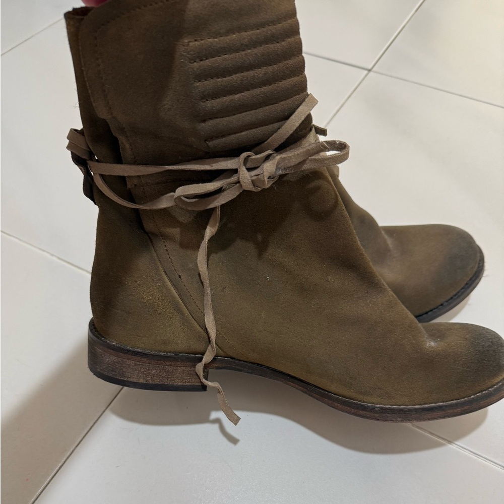 Free people boots never worn